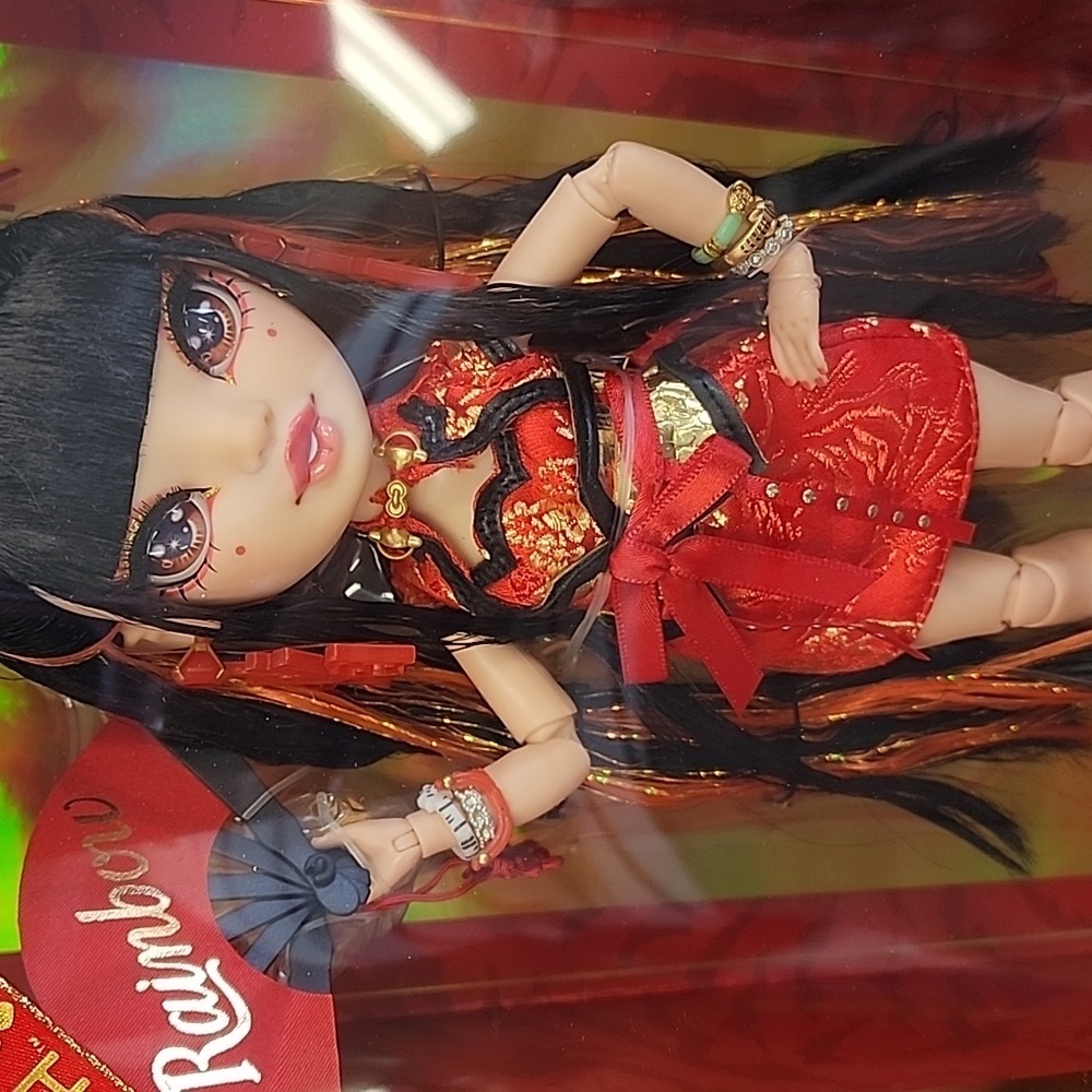 NWT Rainbow High Lunar New Year Lily Cheng Doll MGA Collector Edition NIB